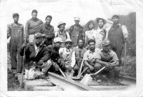 braceros Photo of braceros on railroad tracks. Aaron Castaneda Gamez is the first on the bottom right. Phoenix, Arizona, April 4, 1944.