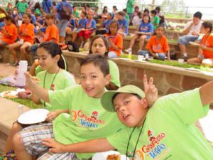 En el convivio de la Clausura del Campamento de Verano 2009 Los niños disfrutaron en grande en el convivio de la Clausura del Campamento de Verano 2009.