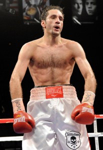 97433940EM032_Sergio_Mora_v