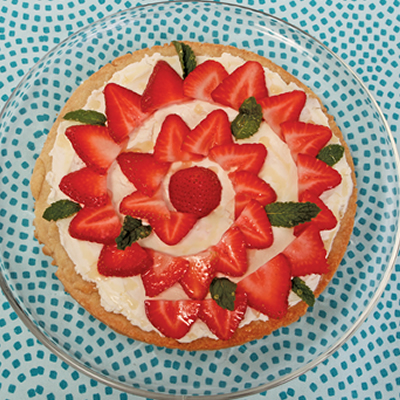 11708-Strawberry-Dessert-Pizza