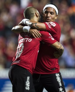 Dario Benedetto scores twice in 2-1 win in LIGA MX Week 5 match. Photo by Francisco Vega